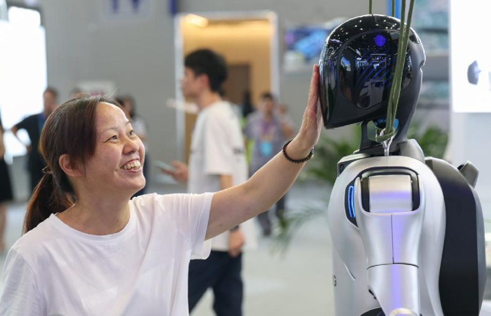 更懂“人心”的智能機(jī)器人走進(jìn)中國(guó)尋常百姓家