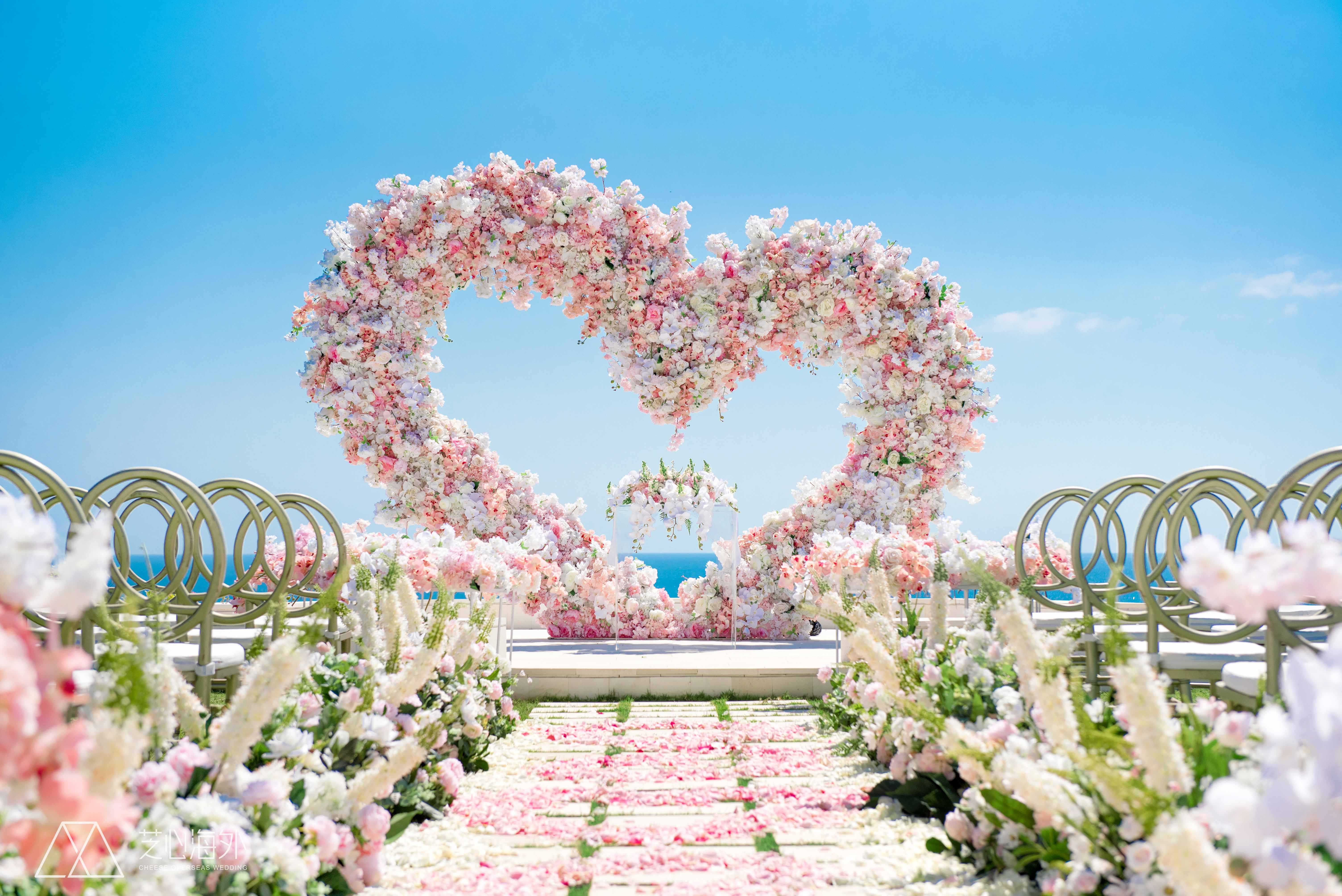 鹽城亭湖這對新婚夫婦堅守抗疫一線，將新婚浪漫延續(xù)到防疫一線